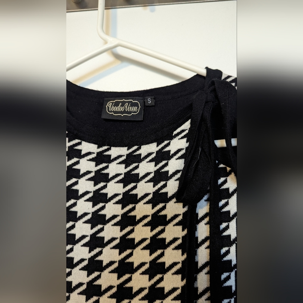 Retro Knit Ankle Length Sweater Dress - Picture 2 of 3